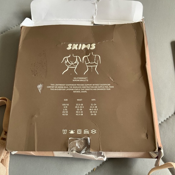 New skims seamless sculpt nursing bra - Picture 5 of 5